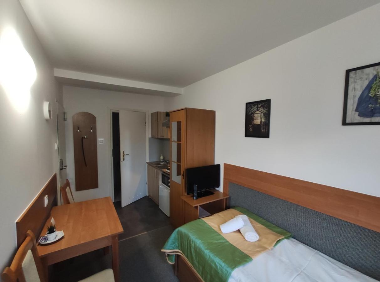 Aparthotel Arkadia Plock Exterior photo